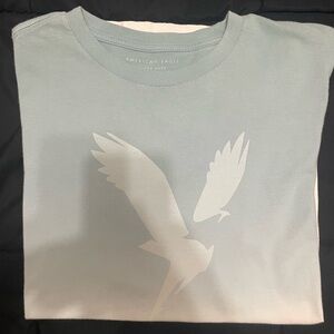blue fading to white american eagle T-Shirt